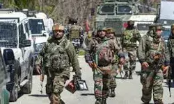 जम्मू-कश्मीर में कुलगाम में आतंकियों के साथ मुठभेड़