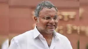 सी.बी.आई. ने कांग्रेस सांसद कार्ति चिदंबरम के विरुद्ध कथित भ्रष्टाचार के मामले में एक नई रिपोर्ट दर्ज की