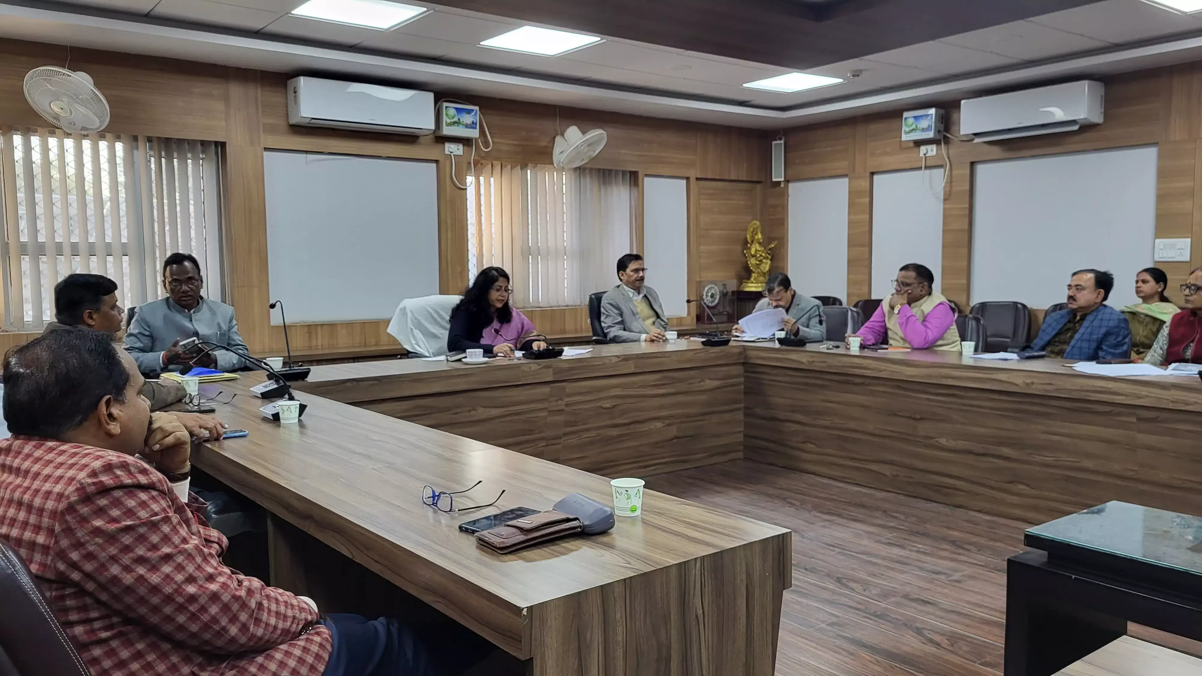 स्वर्ण जयंती के कार्यक्रमों में महाविद्यालयों के छात्र-छात्राओं की भी सहभागगिता होगीः कुलपति स्वर्ण जयंती के कार्यक्रमों में महाविद्यालयों के छात्र-छात्राओं की भी सहभागगिता होगीः कुलपति