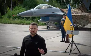 Ukraine receives F-16s from Netherlands