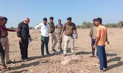 рджрддрд┐рдпрд╛-рдЧреНрд░реЗрдиреЗрдб рдмрдо рдлрдЯрдиреЗ рд╕реЗ рдПрдХ рдХреА рдореМрдд рджреЛ рдШрд╛рдпрд▓ рджрддрд┐рдпрд╛-рдЧреНрд░реЗрдиреЗрдб рдмрдо рдлрдЯрдиреЗ рд╕реЗ рдПрдХ рдХреА рдореМрдд рджреЛ рдШрд╛рдпрд▓