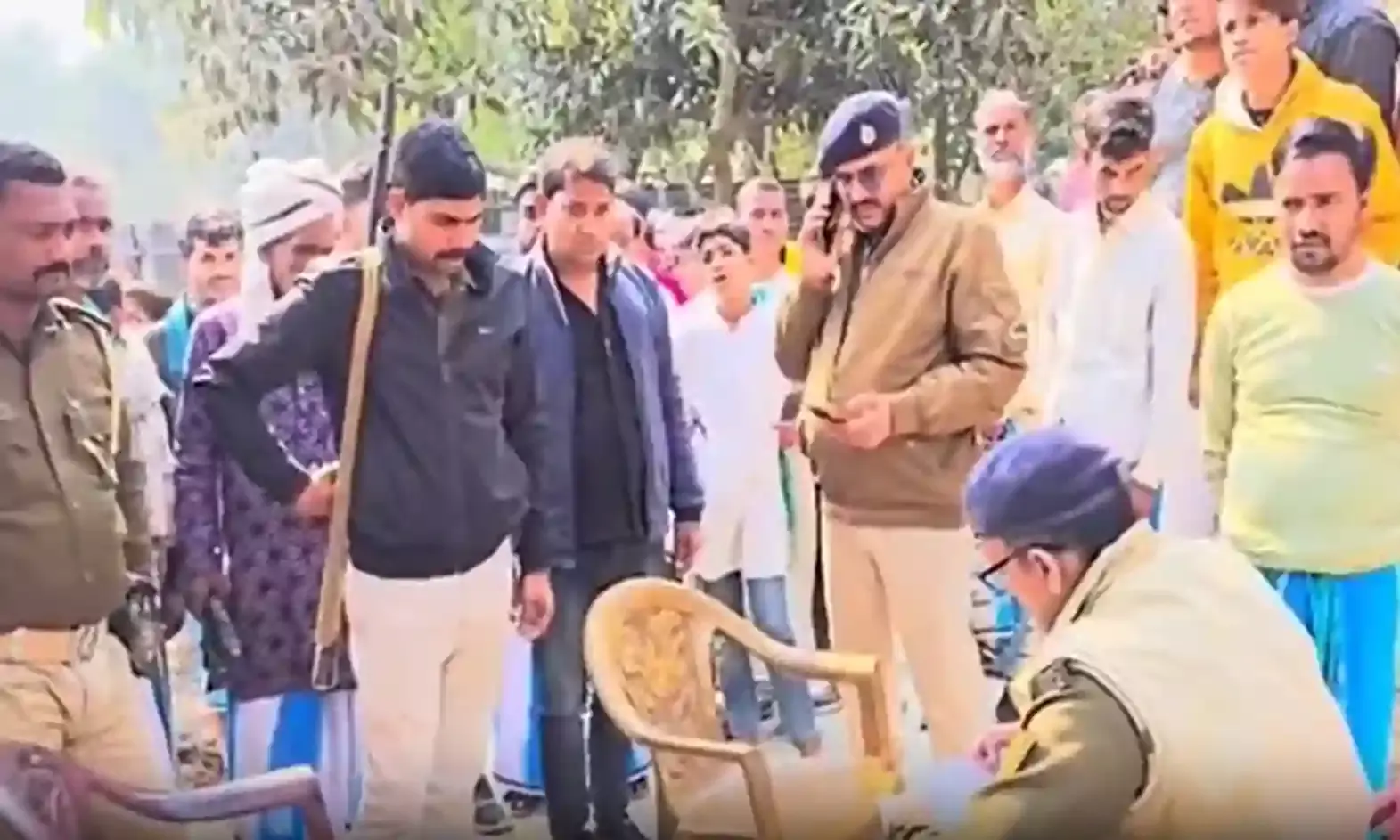 दहेज लोभी ससुराल वालों ने की विवाहिता की पीट-पीट कर हत्या दहेज लोभी ससुराल वालों ने की विवाहिता की पीट-पीट कर हत्या