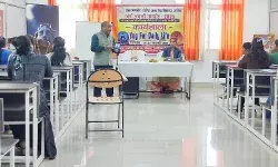 प्रत्येक मनुष्य योग से संयोग करेंः डाॅ0 राम किशोर प्रत्येक मनुष्य योग से संयोग करेंः डाॅ0 राम किशोर