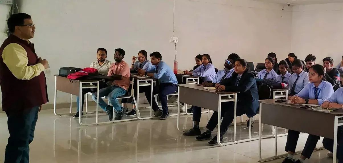 рдорд╢реАрди рд▓рд░реНрдирд┐рдВрдЧ рдФрд░ рдбрд╛рдЯрд╛ рд╕рд╛рдЗрдВрд╕ рдореЗрдВ рдкрд╛рдЗрдерди рдкреНрд░реЛрдЧреНрд░рд╛рдорд┐рдВрдЧ рд╕рд╣рд╛рдпрдХрдГ рдбрд╛реЕ0 рд╢реЛрднрд┐рдд рдорд╢реАрди рд▓рд░реНрдирд┐рдВрдЧ рдФрд░ рдбрд╛рдЯрд╛ рд╕рд╛рдЗрдВрд╕ рдореЗрдВ рдкрд╛рдЗрдерди рдкреНрд░реЛрдЧреНрд░рд╛рдорд┐рдВрдЧ рд╕рд╣рд╛рдпрдХрдГ рдбрд╛реЕ0 рд╢реЛрднрд┐рдд