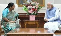 दिल्ली मुख्यमंत्री रेखा गुप्ता ने प्रधानमंत्री नरेंद्र मोदी से की मुलाकात