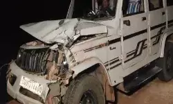 सांसद के काफिले की गाड़ी से हुआ हादसा, 3 लोगों की मौत सांसद के काफिले की गाड़ी से हुआ हादसा, 3 लोगों की मौत