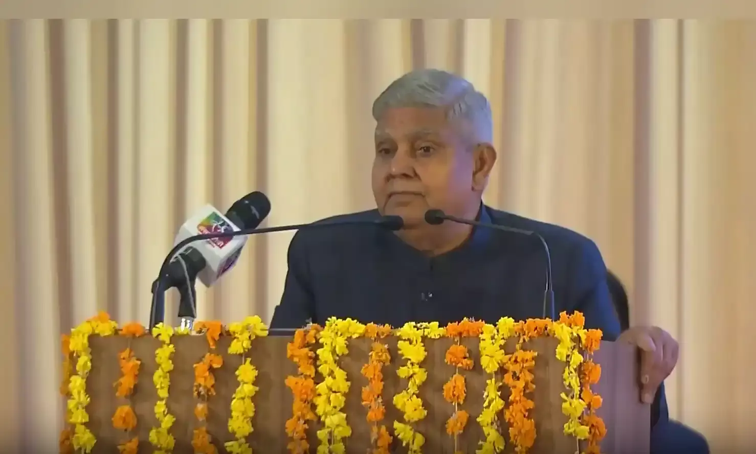 अवैध प्रवासी देश के लिए बड़ा खतरा: उपराष्ट्रपति धनखड़