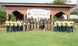 प्रयागराज महाकुंभ ड्यूटी से लौटने के बाद एसडीआरएफ के जवानों का मुख्यमंत्री ने किया अभिनंदन