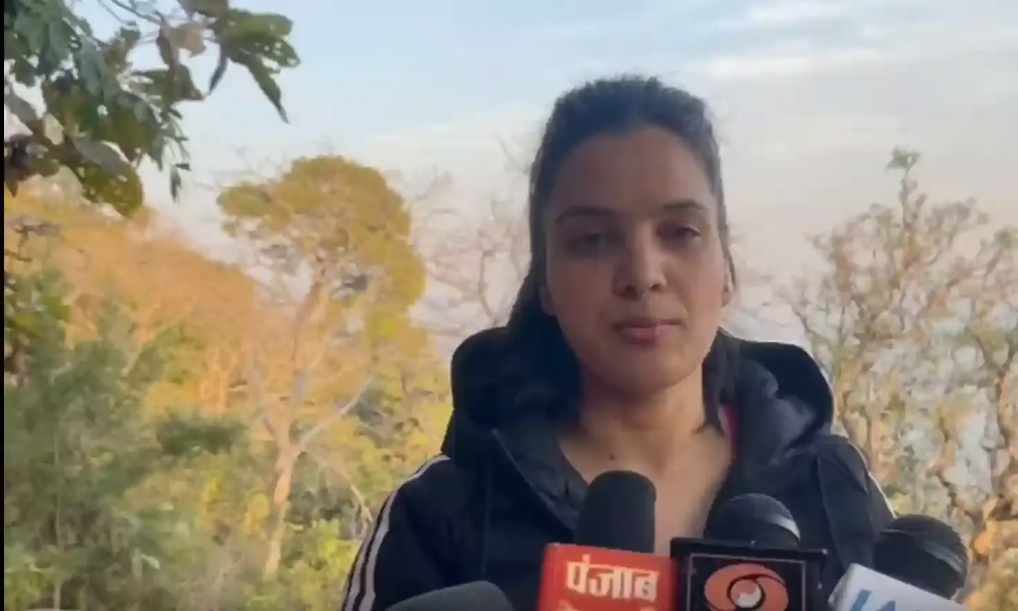 рд░рд╛рд╖реНрдЯреНрд░реАрдп рдХрдмрдбреНрдбреА рдЦрд┐рд▓рд╛рдбрд╝реА рд▓рд▓рд┐рддрд╛ рдард╛рдХреБрд░ рдХреЛ рдорд┐рд▓рд╛ рд▓реЛрдХрдорд╛рддрд╛ рдЕрд╣рд┐рд▓реНрдпрд╛рдмрд╛рдИ рд╣реЛрд▓реНрдХрд░ рдорд╣рд┐рд▓рд╛ рд╕рдореНрдорд╛рди рд░рд╛рд╖реНрдЯреНрд░реАрдп рдХрдмрдбреНрдбреА рдЦрд┐рд▓рд╛рдбрд╝реА рд▓рд▓рд┐рддрд╛ рдард╛рдХреБрд░ рдХреЛ рдорд┐рд▓рд╛ рд▓реЛрдХрдорд╛рддрд╛ рдЕрд╣рд┐рд▓реНрдпрд╛рдмрд╛рдИ рд╣реЛрд▓реНрдХрд░ рдорд╣рд┐рд▓рд╛ рд╕рдореНрдорд╛рди