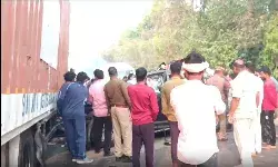 बस्ती सड़क हादसे में 5 लोगो की हुई मौत तीन गंभीर