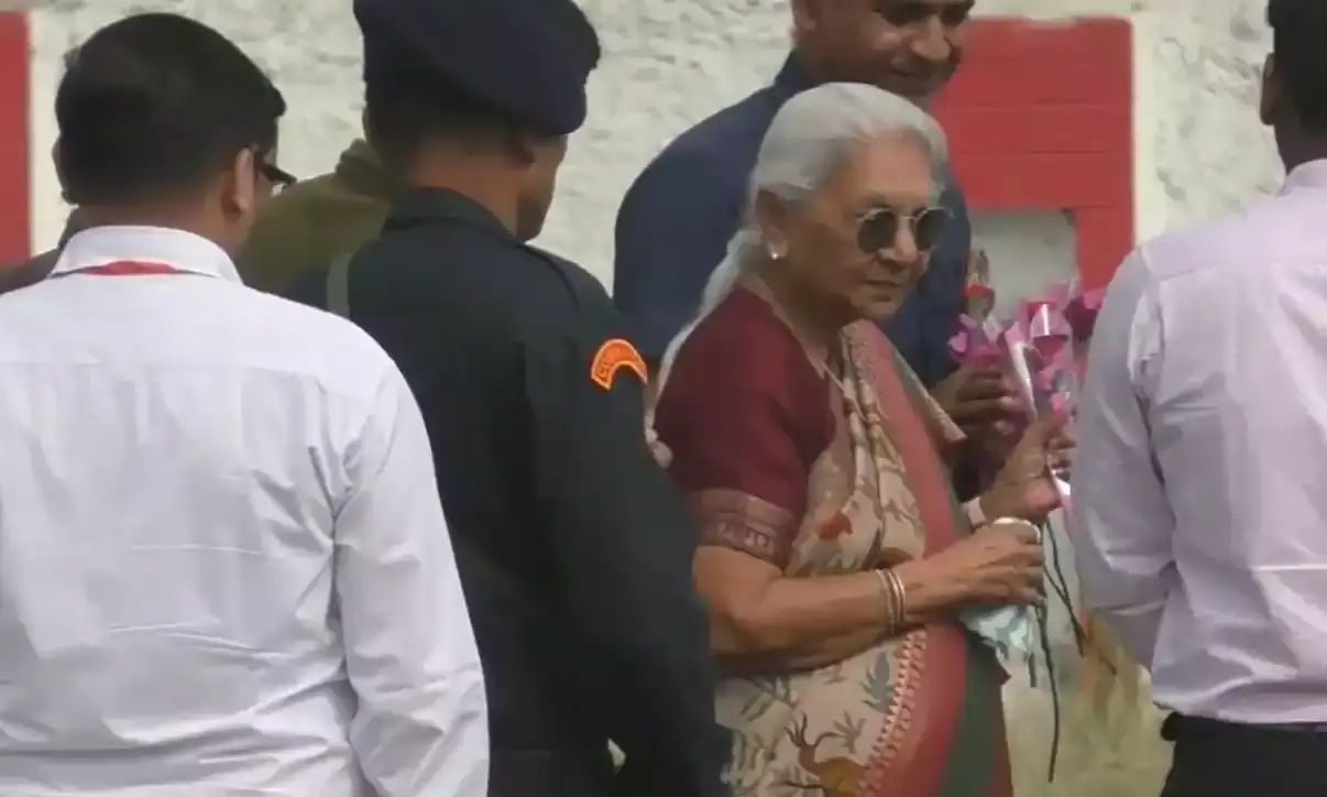 मुरादाबाद में राज्यपाल आनंदीबेन पटेल ने चार निर्यात फैक्ट्रियों का किया निरीक्षण