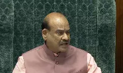 लोकसभा में विपक्ष का हंगामा, कार्यवाही दोपहर 2 बजे तक स्थगित