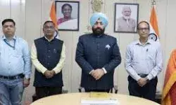 राज्यपाल के समक्ष उत्तराखण्ड मुक्त विश्वविद्यालय के कुलपति ने ‘वन यूनिवर्सिटी-वन रिसर्च’ के अंतर्गत चल रहे शोध कार्य की प्रगति पर प्रस्तुतीकरण दिया