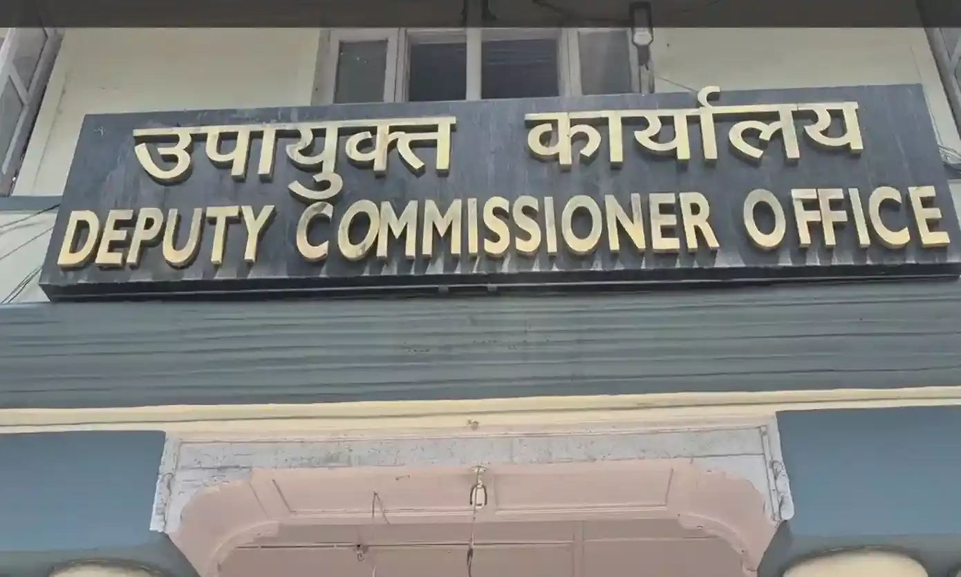 चम्बा मेडिकल कॉलेज के ऑक्सीजन प्लांट ऑपरेटरों ने वेतन और सेवा विस्तार के लिए लगाई गुहार