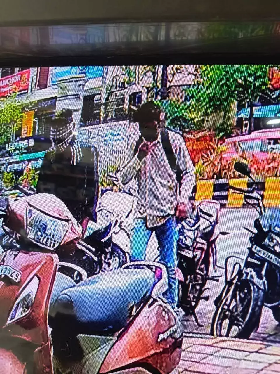 आगरा एनकाउंटर में ढेर हुआ शातिर बदमाश अमन कुमार, 4 दिन पहले ज्वेलरी शोरूम मालिक को मारी थी गोली