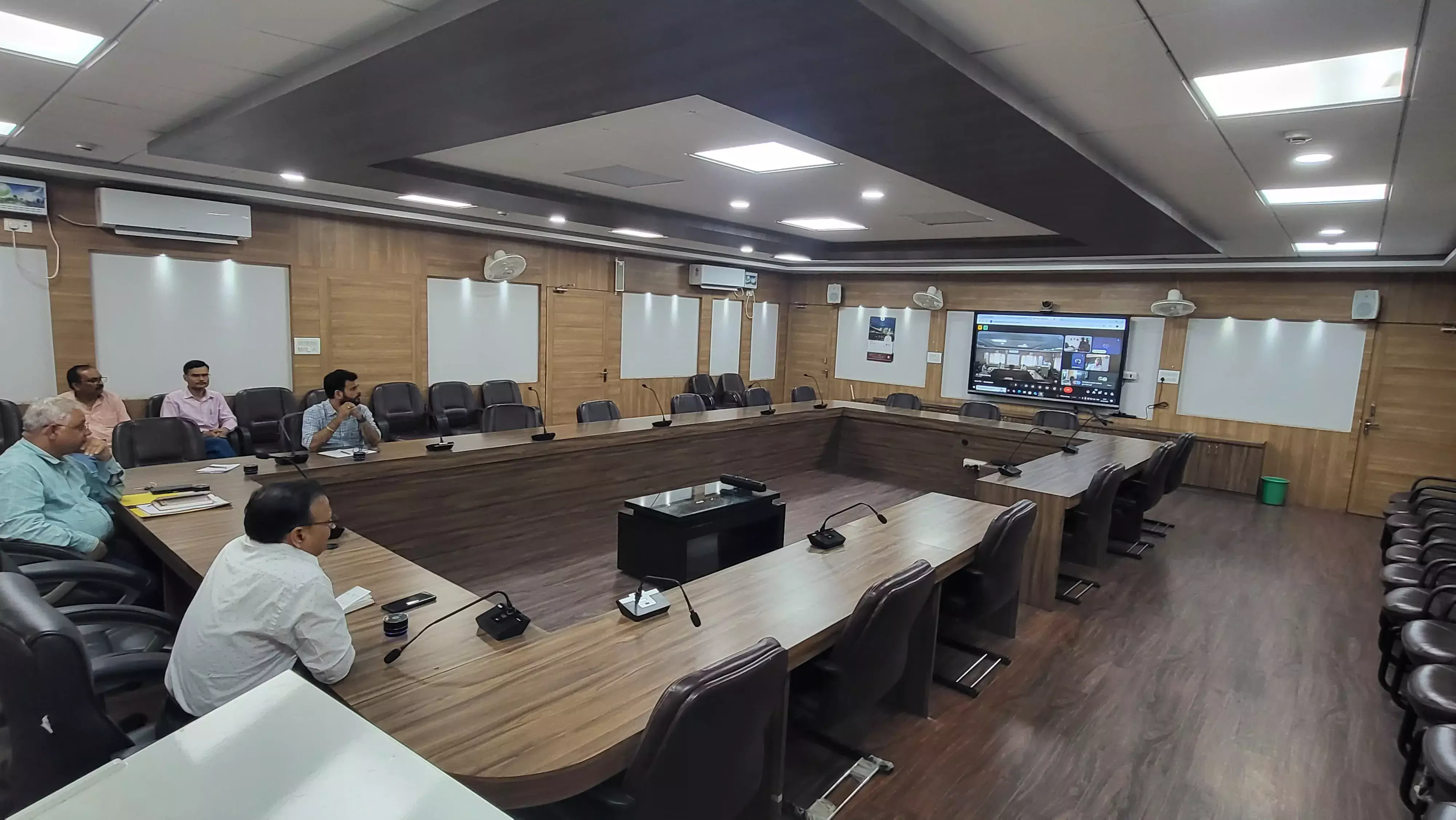 सीसीटीवी कैमरे की निगरानी में स्नातक सम सेमेस्टर परीक्षा 07 से सीसीटीवी कैमरे की निगरानी में स्नातक सम सेमेस्टर परीक्षा 07 से