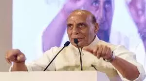रक्षा मंत्री ने भारत माता की जय लिखकर दी ऑपरेशन सिंदूर की जानकारी रक्षा मंत्री ने भारत माता की जय लिखकर दी ऑपरेशन सिंदूर की जानकारी