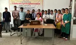 गायन में स्वर एक होने से इंद्रधनुष की छटा बिखर जाती हैः डाॅ0 रचना श्रीवास्तव गायन में स्वर एक होने से इंद्रधनुष की छटा बिखर जाती हैः डाॅ0 रचना श्रीवास्तव