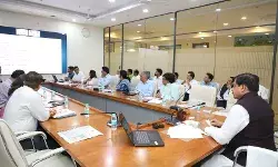 भोपाल- प्रधानमंत्री श्री मोदी की भोपाल यात्रा की तैयारियों की हुई समीक्षा