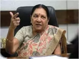 राज्यपाल आनंदीबेन पटेल ने पीलीभीत दौरे में कन्या भ्रूण हत्या पर चिंता जताई और शिक्षा व बाढ़ तैयारी पर जोर दिया राज्यपाल आनंदीबेन पटेल ने पीलीभीत दौरे में कन्या भ्रूण हत्या पर चिंता जताई और शिक्षा व बाढ़ तैयारी पर जोर दिया