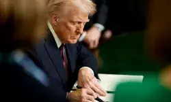 рдЬреА-7 рд╢рд┐рдЦрд░ рд╕рдореНрдореЗрд▓рди рдмреАрдЪ рдореЗрдВ рдЫреЛрдбрд╝рдХрд░ рд╡реЙрд╢рд┐рдВрдЧрдЯрди рд▓реМрдЯ рд░рд╣реЗ рдбреЛрдирд╛рд▓реНрдб рдЯреНрд░рдВрдк рдЬреА-7 рд╢рд┐рдЦрд░ рд╕рдореНрдореЗрд▓рди рдмреАрдЪ рдореЗрдВ рдЫреЛрдбрд╝рдХрд░ рд╡реЙрд╢рд┐рдВрдЧрдЯрди рд▓реМрдЯ рд░рд╣реЗ рдбреЛрдирд╛рд▓реНрдб рдЯреНрд░рдВрдк