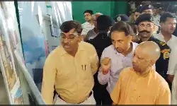 गोरखपुर में सीएम योगी ने विकास कार्यों का किया निरीक्षण