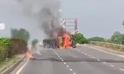 рдЕрдирд┐рдпрдВрддреНрд░рд┐рдд рд╣реЛрдХрд░ рдкрд▓рдЯрд╛ рдХреЗрдорд┐рдХрд▓ рд╕реЗ рднрд░рд╛ рдЯреИрдВрдХрд░ рдЕрдирд┐рдпрдВрддреНрд░рд┐рдд рд╣реЛрдХрд░ рдкрд▓рдЯрд╛ рдХреЗрдорд┐рдХрд▓ рд╕реЗ рднрд░рд╛ рдЯреИрдВрдХрд░