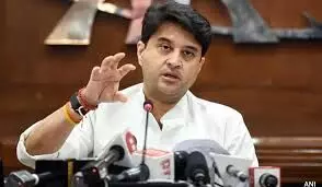 शिवपुरी- नई ट्रेन से शिवपुरी को बड़ी सौगात : केन्द्रीय मंत्री ज्योतिरादित्य सिंधिया शिवपुरी- नई ट्रेन से शिवपुरी को बड़ी सौगात : केन्द्रीय मंत्री ज्योतिरादित्य सिंधिया