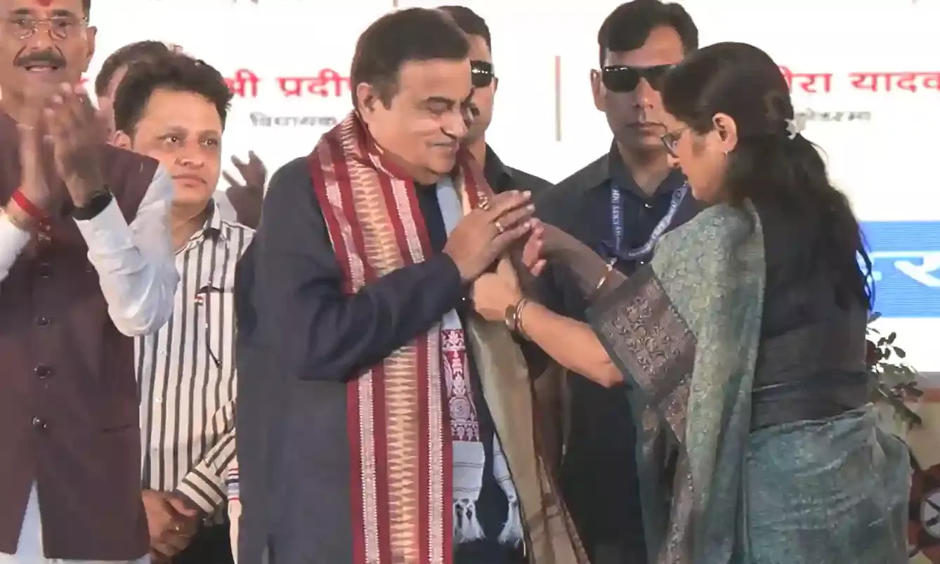 केन्द्रीय मंत्री नितिन गडकरी ने राज्य को दी 6300 करोड़ रुपए के सड़क परियोजनाओं की सौगात