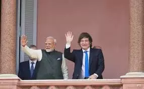पीएम मोदी अर्जेंटीना के राष्ट्रपति से मिले, रक्षा, प्रौद्योगिकी और अंतरिक्ष के क्षेत्र में बनी सहमति पीएम मोदी अर्जेंटीना के राष्ट्रपति से मिले, रक्षा, प्रौद्योगिकी और अंतरिक्ष के क्षेत्र में बनी सहमति