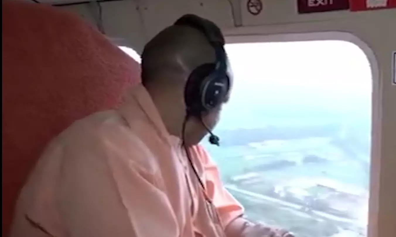 सीएम योगी ने हेलिकॉप्टर से कांवड़ यात्रा मार्ग का किया सर्वेक्षण सीएम योगी ने हेलिकॉप्टर से कांवड़ यात्रा मार्ग का किया सर्वेक्षण