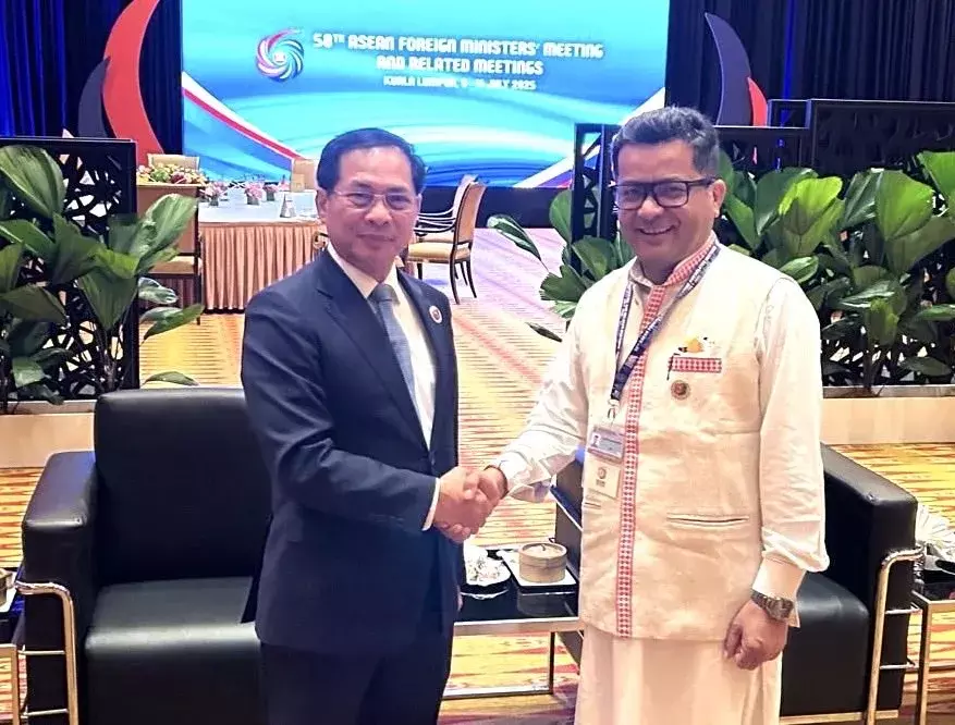 ASEAN-India FM Meet: Talks Between India, Cambodia