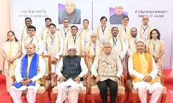 उपराष्ट्रपति जगदीप धनखड़ ने कोचिंग सेंटर्स की बढ़ती संख्या को गंभीर संकट बताया है