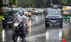 दिल्ली-NCR में हल्की बारिश की संभावना, कई राज्यों में भारी बारिश का अलर्ट