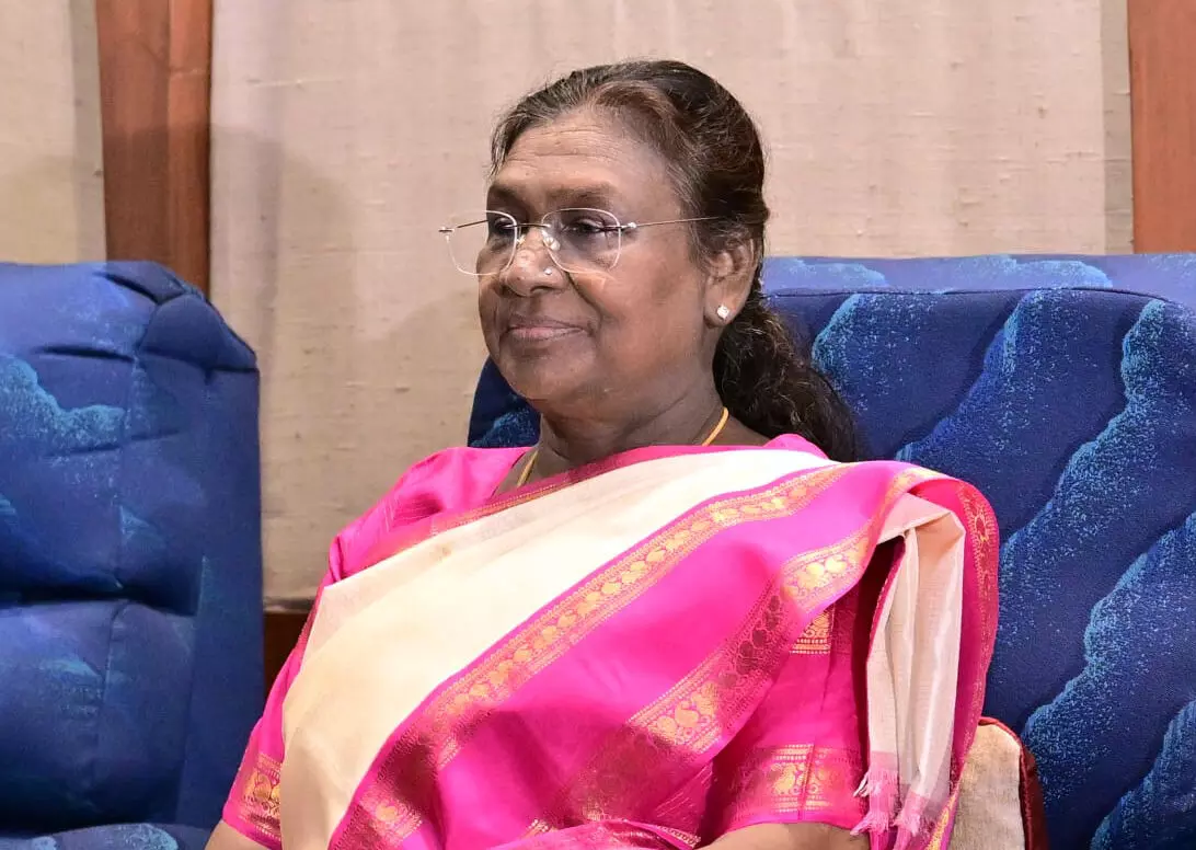 राष्ट्रपति द्रौपदी मुर्मु आज से ओडिशा के दो दिन के दौरे पर जाएँगी राष्ट्रपति द्रौपदी मुर्मु आज से ओडिशा के दो दिन के दौरे पर जाएँगी