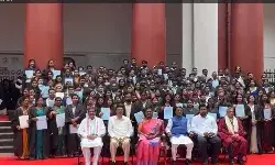 राष्ट्रपति रावेनशॉ विश्वविद्यालय के दीक्षांत समारोह में हुई शामिल