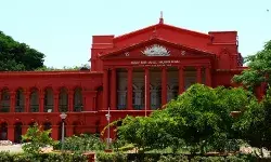 चिन्नास्वामी स्टेडियम भगदड़ मामला: कर्नाटक HC ने राज्य सरकार को किया तलब
