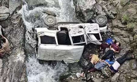 उत्तराखंड: पिथौरागढ़ सड़क हादसे पर सीएम धामी ने जताया शोक उत्तराखंड: पिथौरागढ़ सड़क हादसे पर सीएम धामी ने जताया शोक