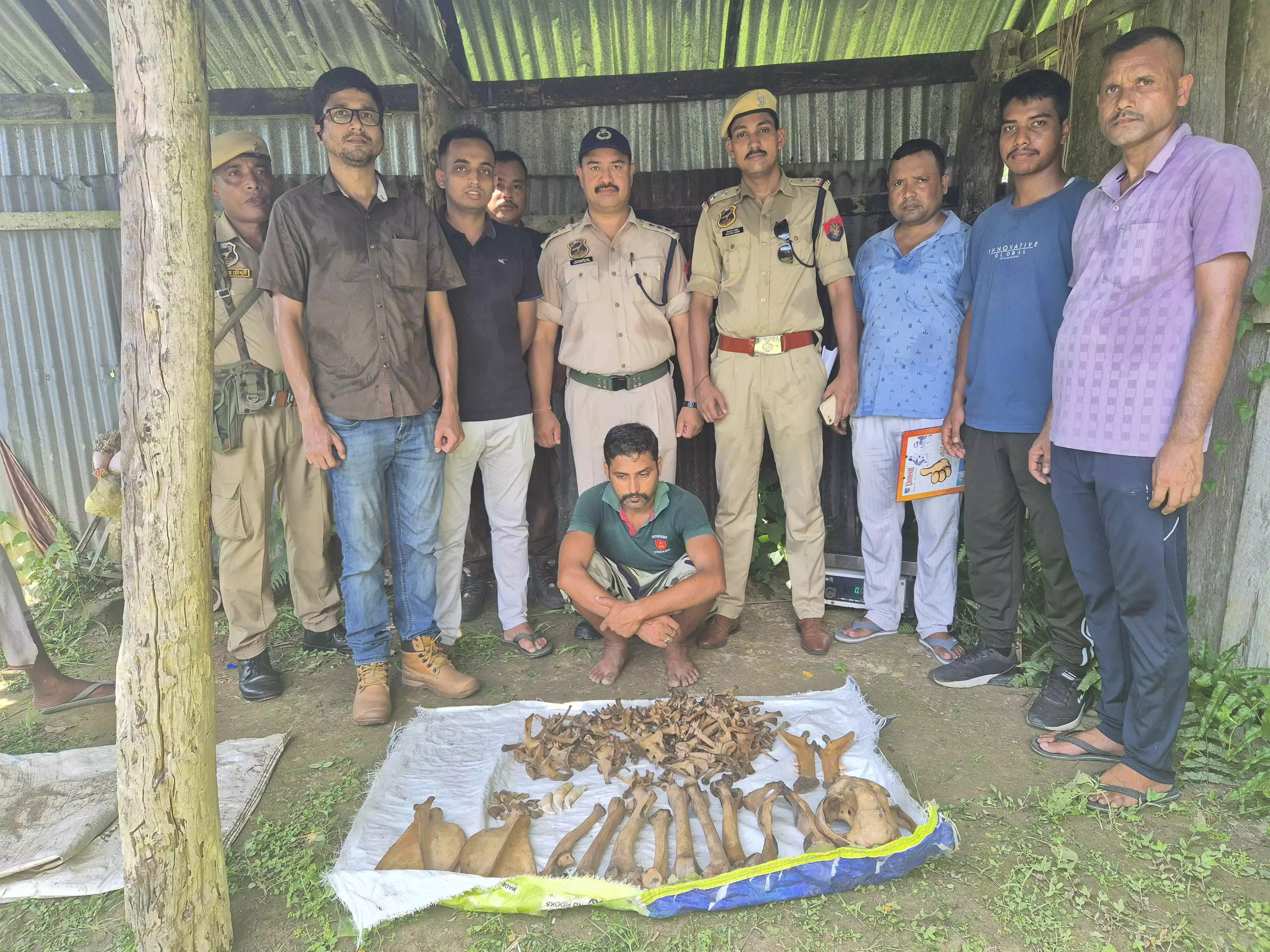 Police detains poacher in Chirang Police detains poacher in Chirang