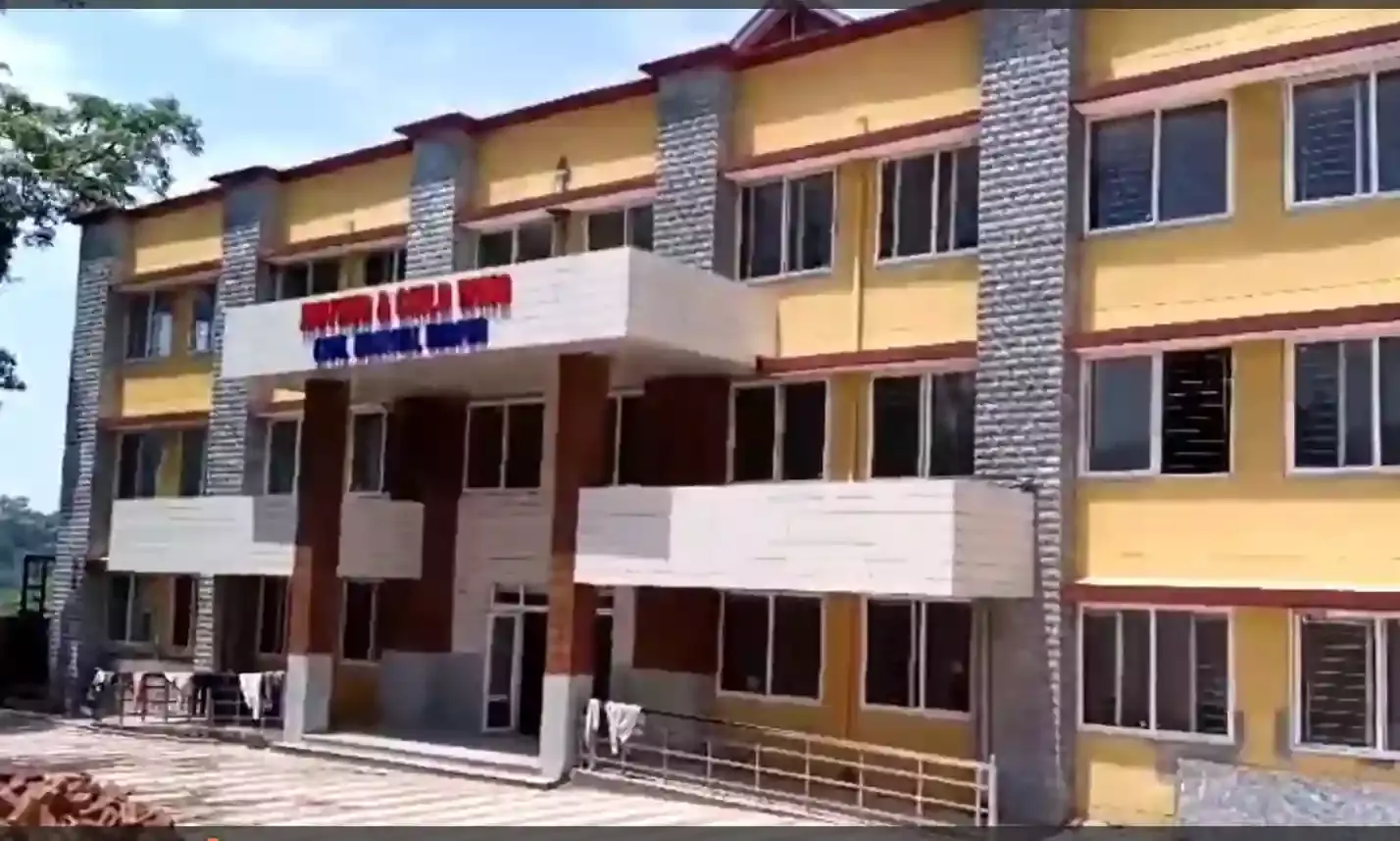 नूरपुर का 11 करोड़ की लागत से बना मातृ-शिशु अस्पताल दो वर्ष बाद भी अधूरा