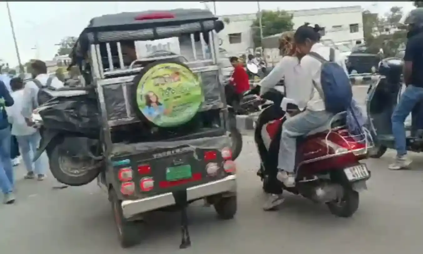 देहरादून शिमला बाईपास रोड़ पर भीषण सड़क हादसा देहरादून शिमला बाईपास रोड़ पर भीषण सड़क हादसा