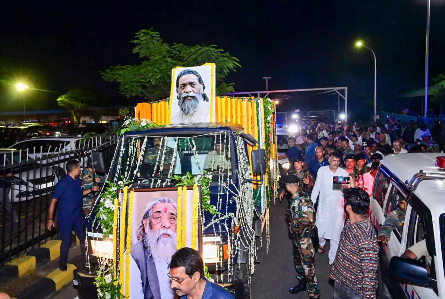 शिबू सोरेन : पैतृक गांव नेमरा में होगा अंतिम संस्कार शिबू सोरेन : पैतृक गांव नेमरा में होगा अंतिम संस्कार