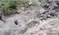 बादल फटने से किन्नर कैलाश यात्रा के दौरान फंसे 413 श्रद्धालु