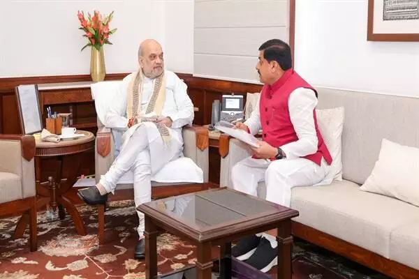 भोपाल- मुख्यमंत्री डॉ. यादव ने केंद्रीय गृह एवं सहकारिता मंत्री अमित शाह से नई दिल्ली में की सौजन्य भेंट भोपाल- मुख्यमंत्री डॉ. यादव ने केंद्रीय गृह एवं सहकारिता मंत्री अमित शाह से नई दिल्ली में की सौजन्य भेंट