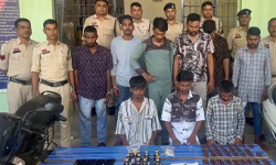 महासमुंद में नशीली दवाई और टैबलेट के साथ 9 लोग गिरफ्तार