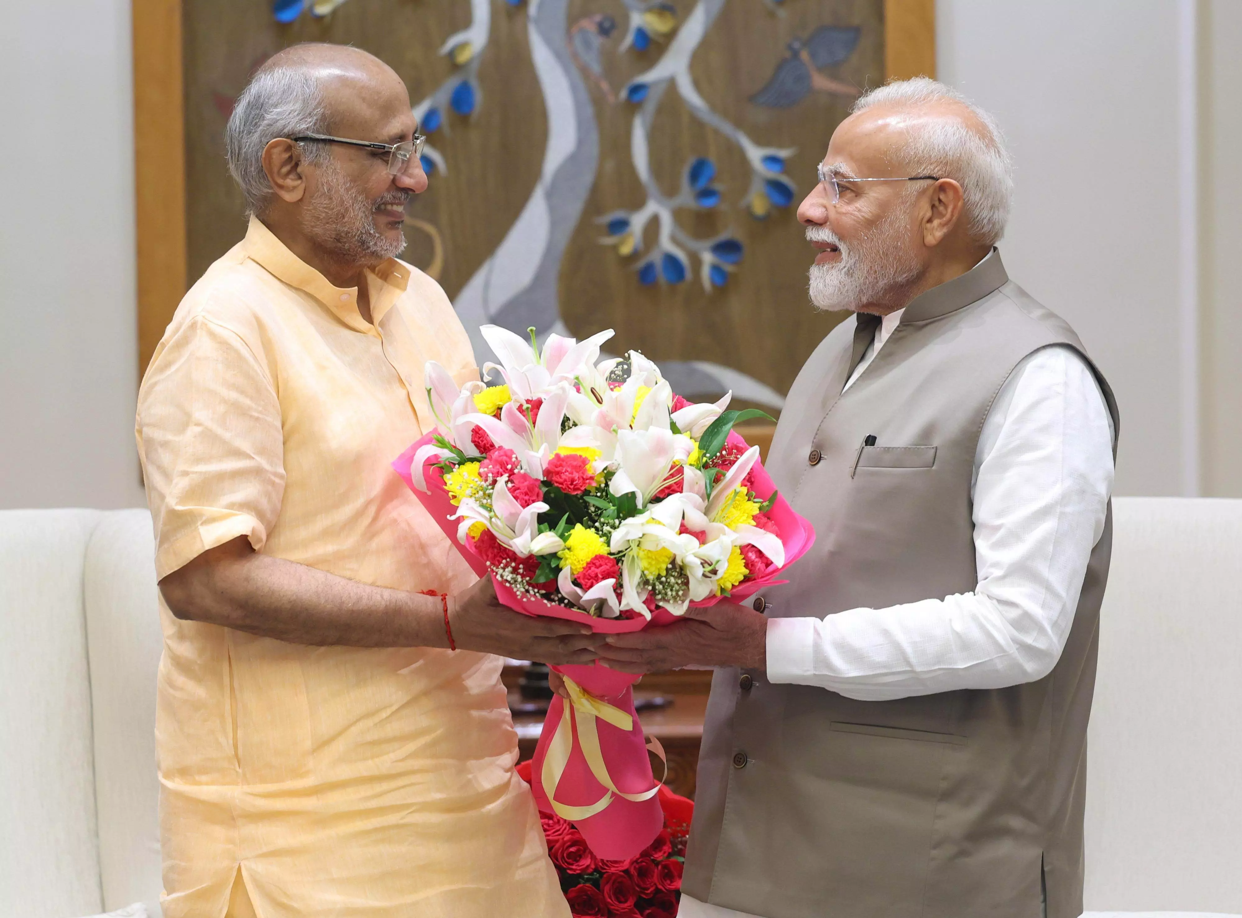 पीएम मोदी से मिले उपराष्ट्रपति उम्मीदवार सीपी राधाकृष्णन