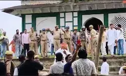 फतेहपुर में मकबरे को लेकर विवाद, हिंदू पक्ष ने बताया कृष्ण मंदिर, सीएम योगी ने तलब की रिपोर्ट