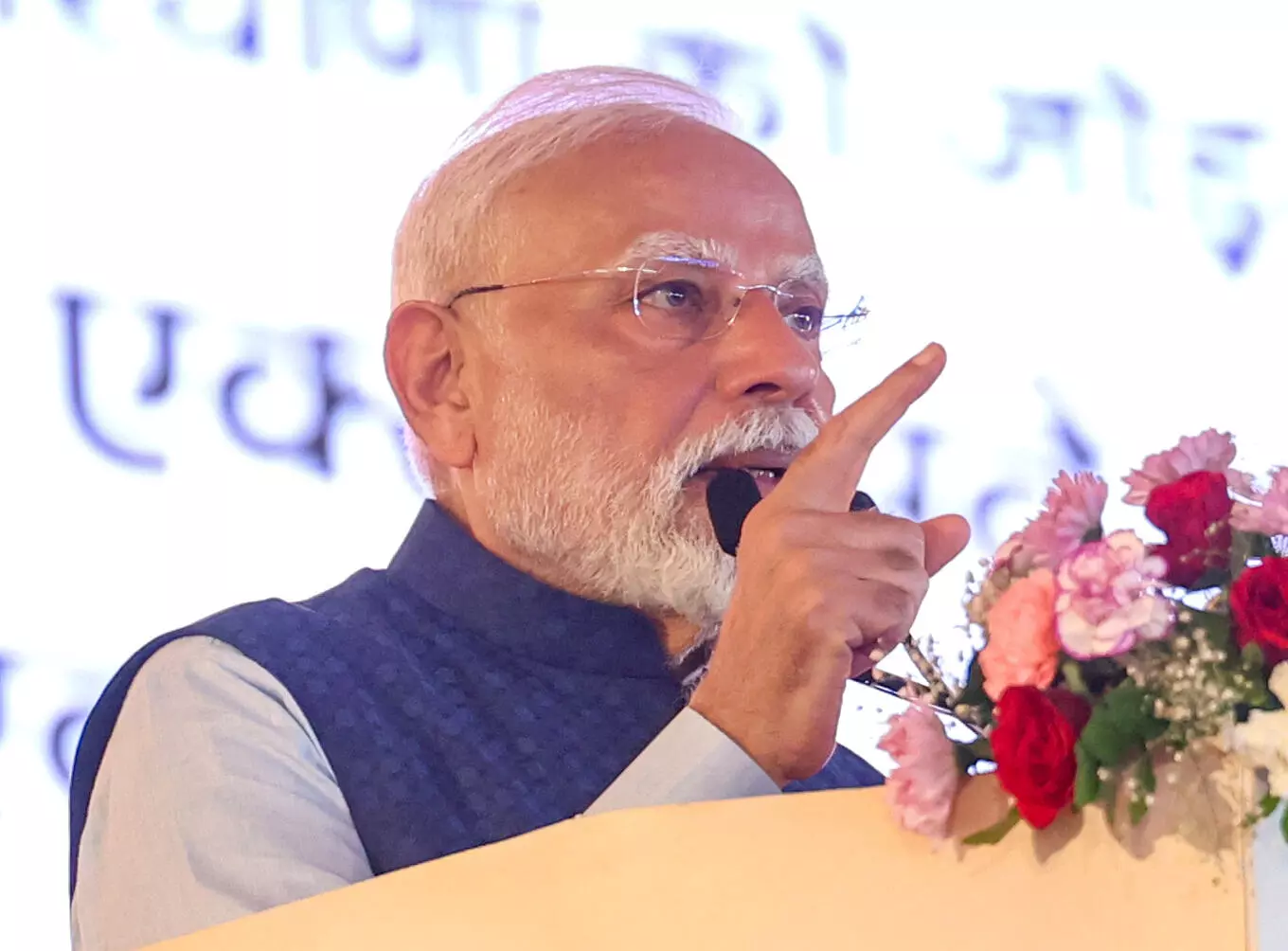 कोलकाता: पीएम 5,200 करोड़ की परियोजनाओं का करेंगे शिलान्यास कोलकाता: पीएम 5,200 करोड़ की परियोजनाओं का करेंगे शिलान्यास
