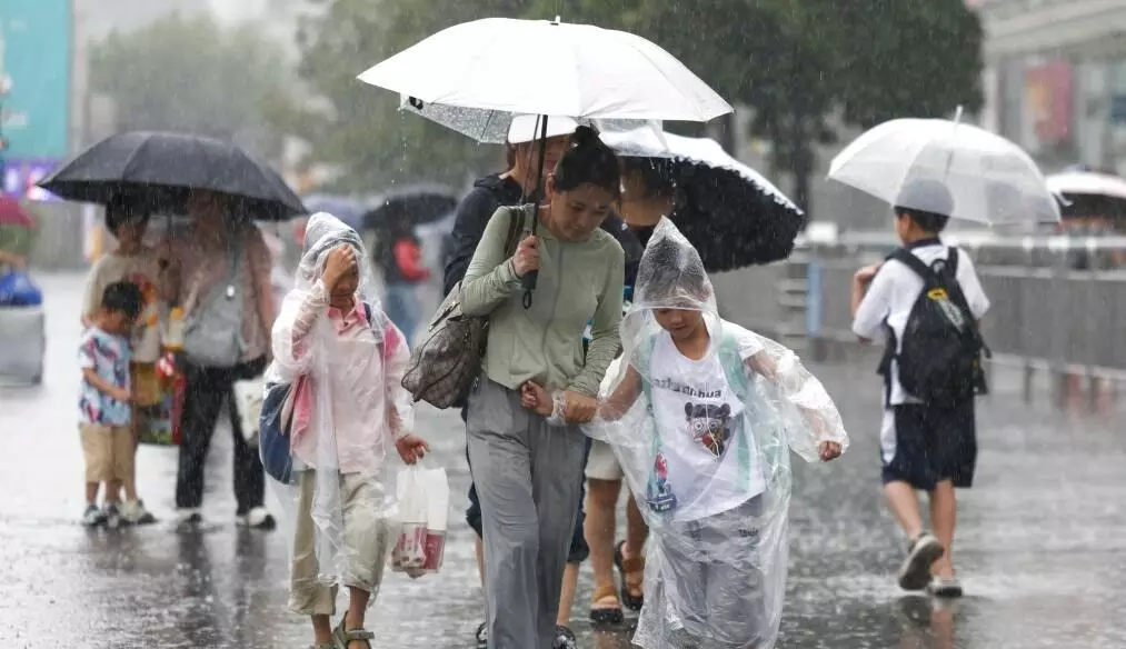 Typhoon Kajiki Hits Vietnam, Evacuations Underway
