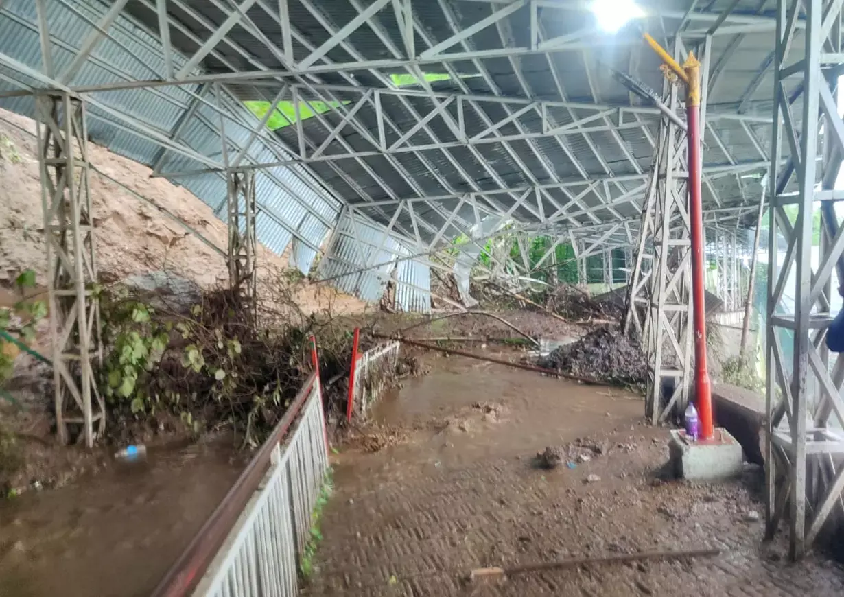 माता वैष्णो देवी: यात्रा अस्थायी रूप से रूकी, प्रशासन ने लिया फैसला माता वैष्णो देवी: यात्रा अस्थायी रूप से रूकी, प्रशासन ने लिया फैसला